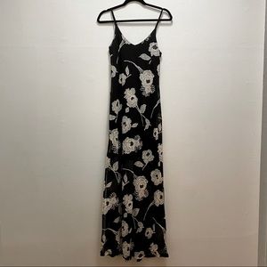 ASTR - Lace Maxi Dress